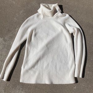 Women’s Loft sweater
